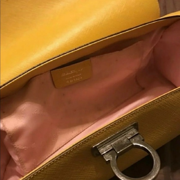 Salvatore ferragamo - Picture 7 of 8